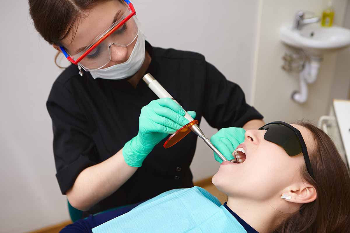 Dental Scaling and Teeth Cleaning in Turkey